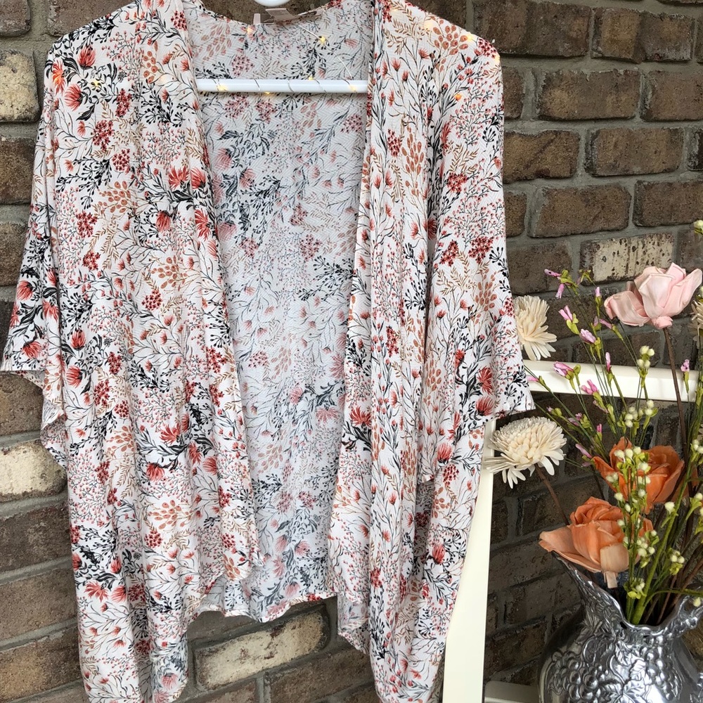 Forever 21 floral kimono
